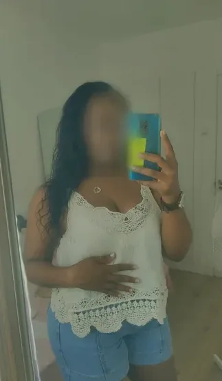 Elina, 34