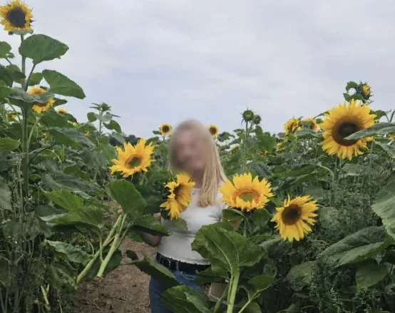 Elisa, 32