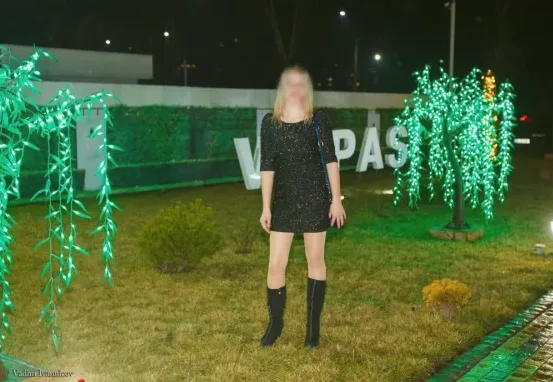 Emilia, 32