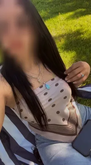 Ida, 25
