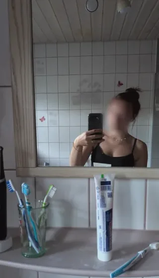 Leena, 18