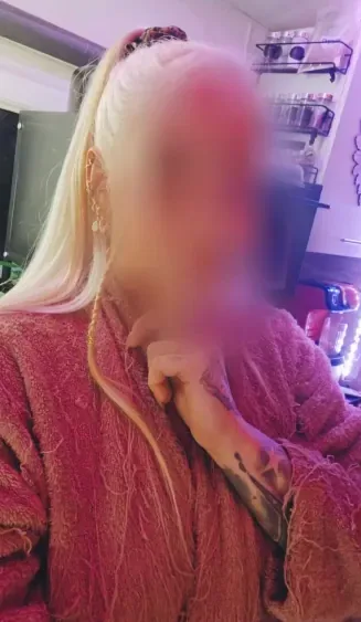 Mari, 34