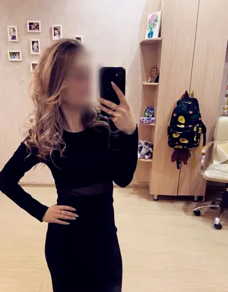 Yasmin, 26